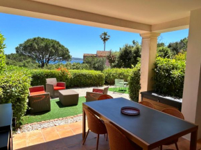 Les Restanques vue mer Bastide rez jardin 3021